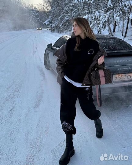 Спортивный костюм