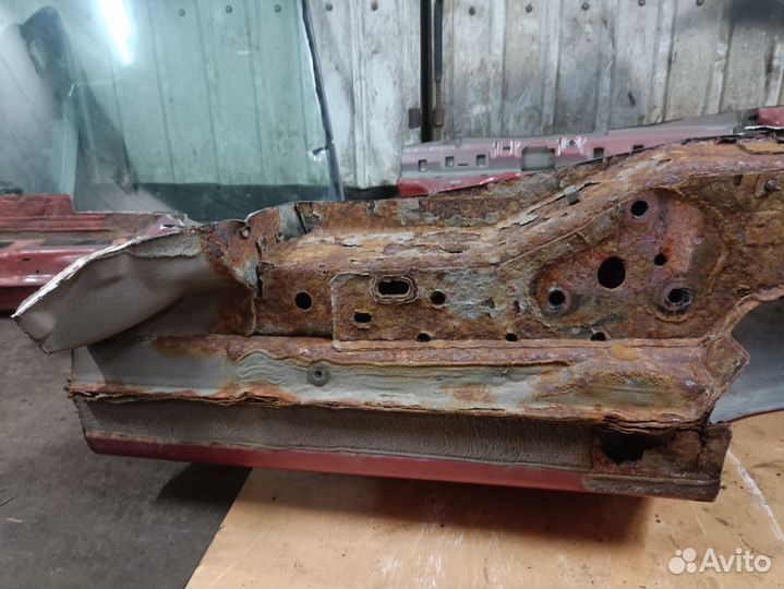 Крыло заднее правое Ford Fiesta Mk5 (2002—2008)