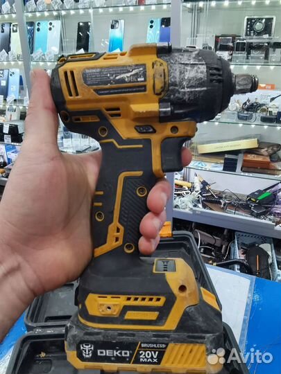 Гайковерт аккумуляторный Deko 20v