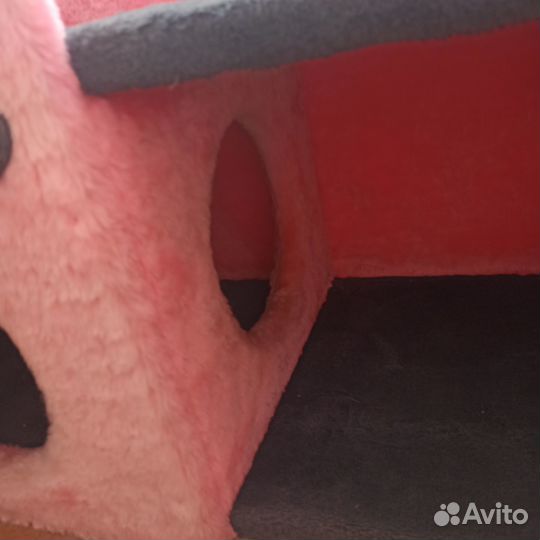 Домик для кошек и собак