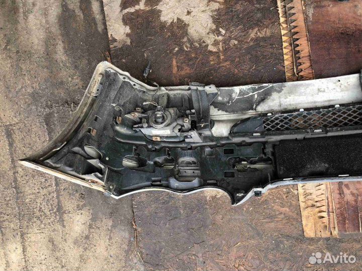 Бампер передний Mercedes C W203 2003