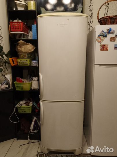 Холодильник electrolux бу