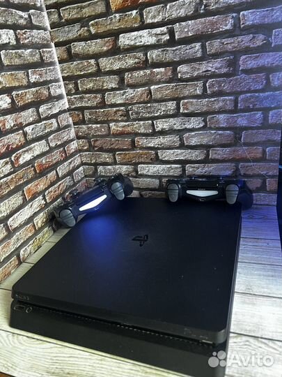 Sony Playstation 4 slim
