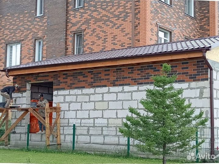 Гибкий кирпич на сетке для фасада и интерьера