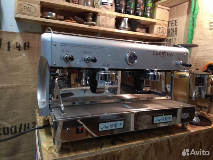 Кофемашина и кофемолка с установкой и обучением