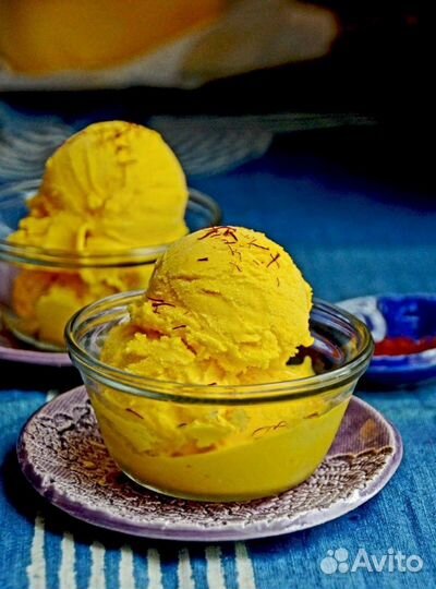 Очень вкусное мороженное в ваннах по 2,5 кг