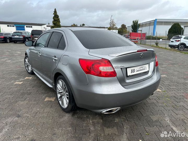 В разборе Suzuki kizashi