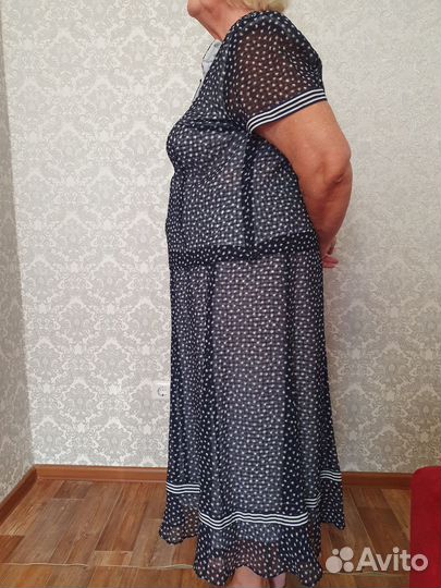 Костюм женский 56 размера