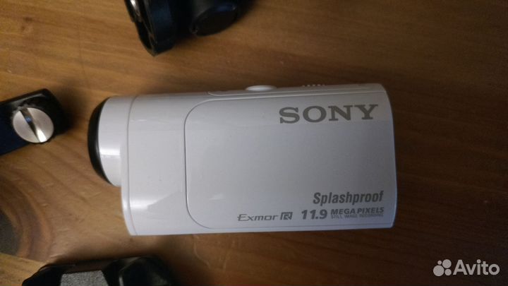 Экшн камера sony HDR-AZ1