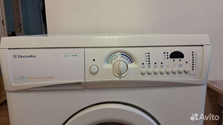 Стиральная машина electrolux с сушкой
