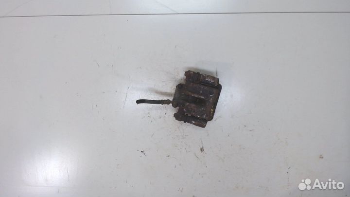 Суппорт Toyota Corolla E12, 2006