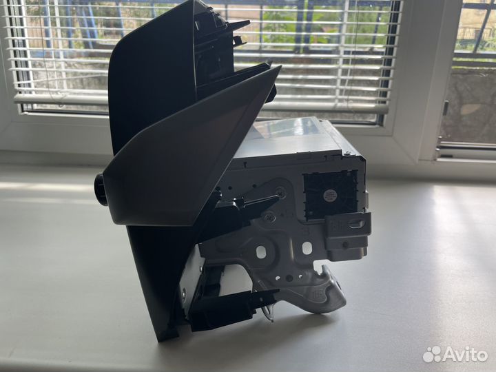 Магнитола модель 86140-60400 Toyota Prado 150