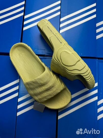 Adidas аdilette зелёные