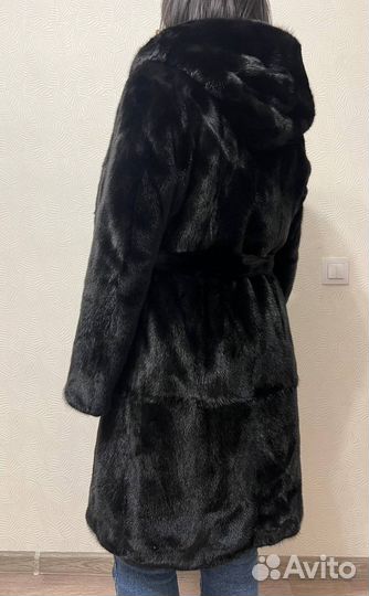 Шуба норковая с капюшоном 44
