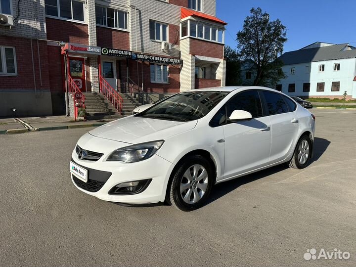 Opel Astra 1.6 МТ, 2014, 199 560 км