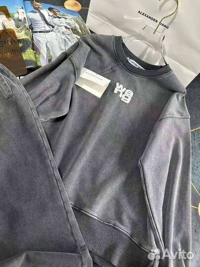 Спортивный костюм AW