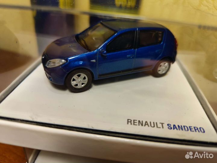 Моделька коллекционная Renault