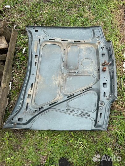 Капот на opel omega а