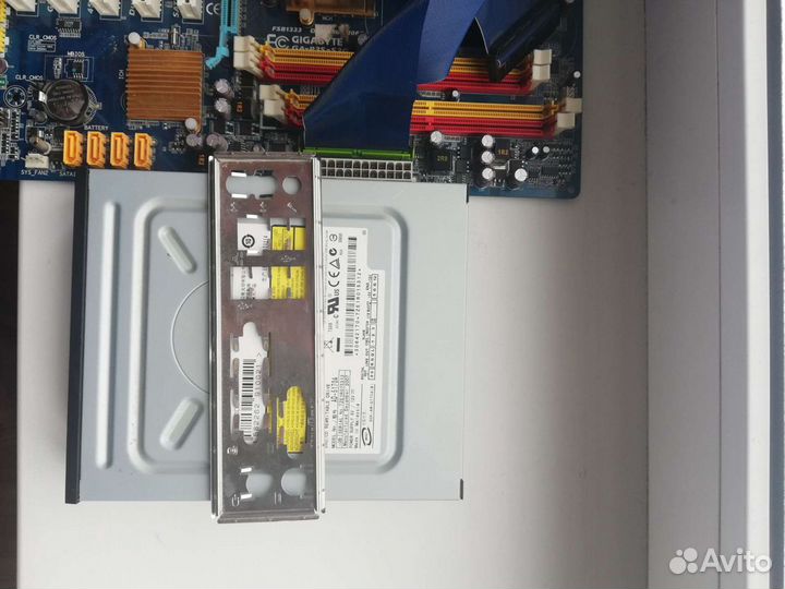 Материнская плата