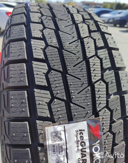 Yokohama Ice Guard G075 215/60 R17 96