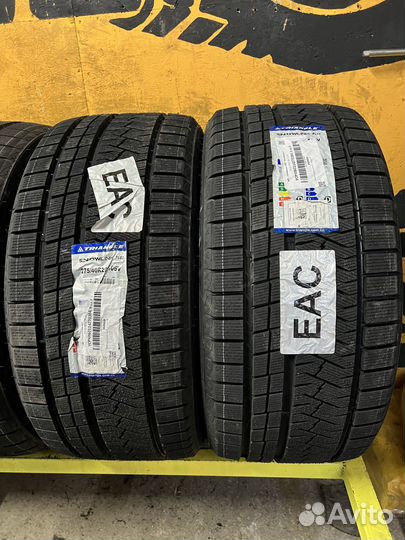 Triangle Snowlink TWT02 275/40 R20 и 315/35 R20