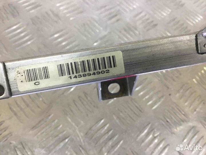 Топливная рампа бмв 3 143894902 M54B25 (256S5)