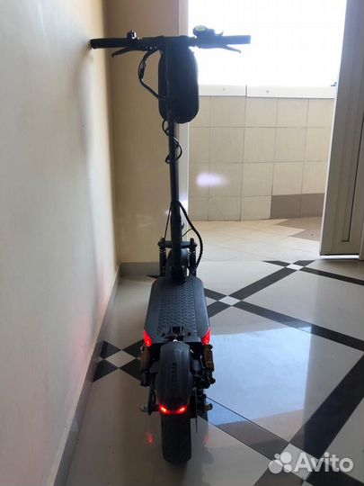 Самокат взрослый электрический