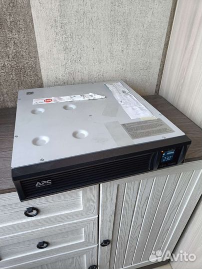 Ибп сетевой APC Smart-ups c2000 smc2000i-2U