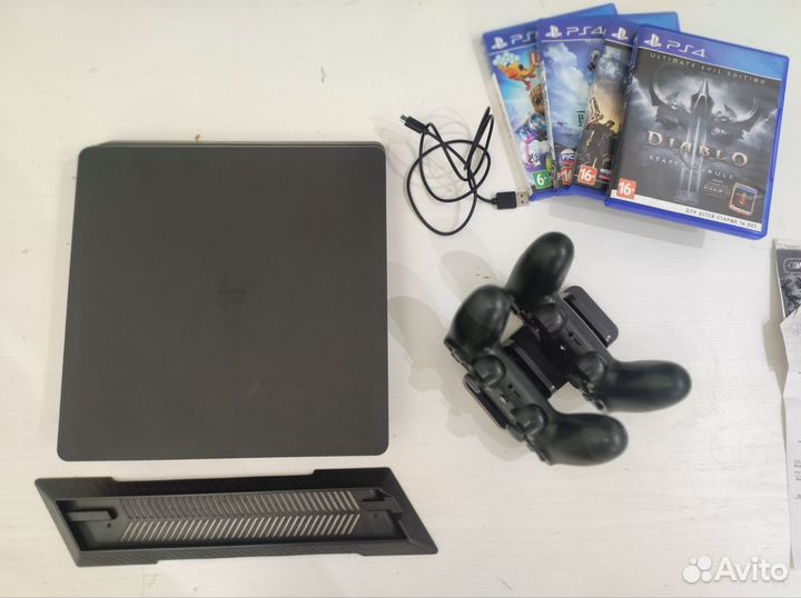 Sony playstation 4 slim 1tb с играми