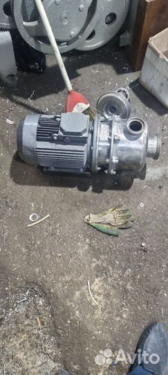 Насос 25 м3/ч самовсас двигатель 5.5 квт 3000 об