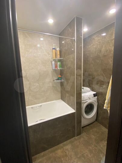 4-к. квартира, 72,3 м², 2/5 эт.