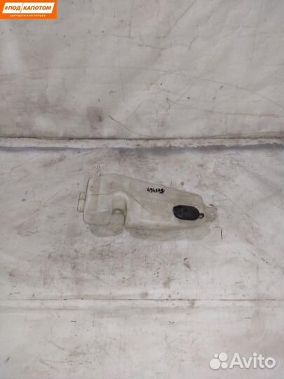 Бачок омывателя передний Renault Logan