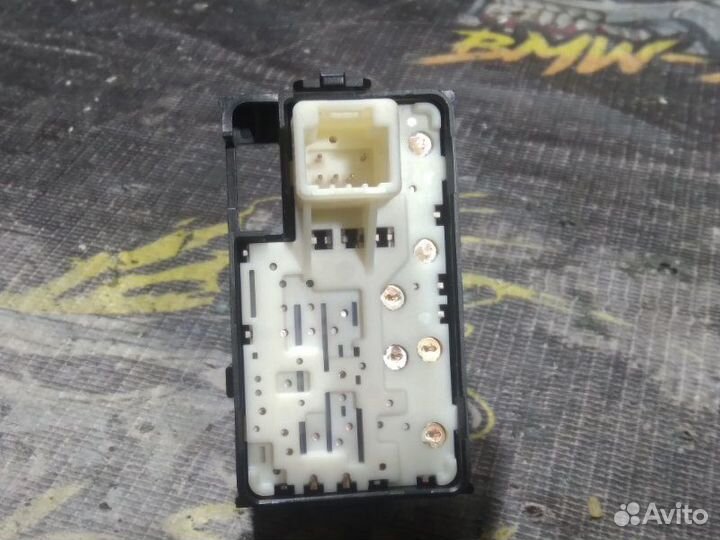 Кнопки стеклоподъемника Toyota Camry ACV40 2azfe