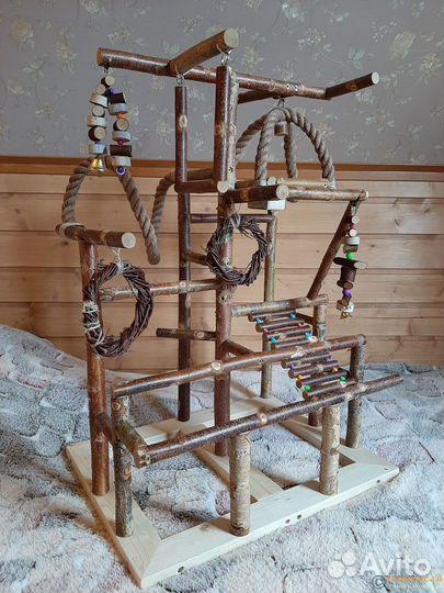 Игровой стенд для попугая