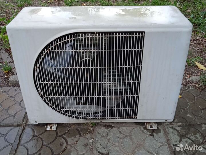 Наружный блок кондиционера Самсунг 09