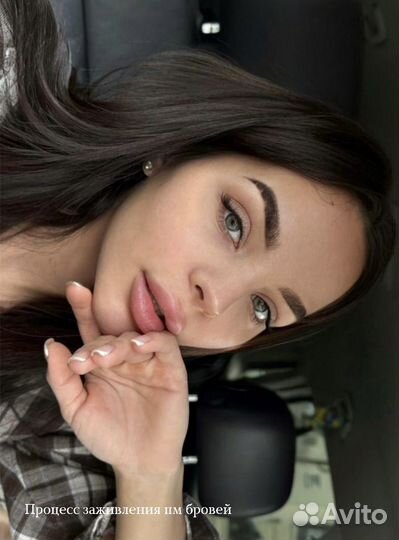 Перманентный макияж бровей