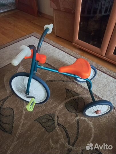 Детский трехколесный велосипед бу