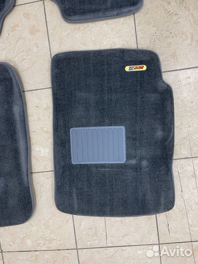 Ковры салона Хундай купе2002