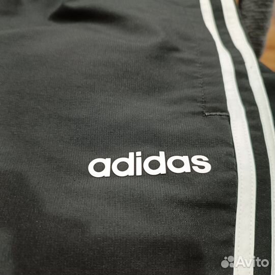 Спортивные штаны adidas