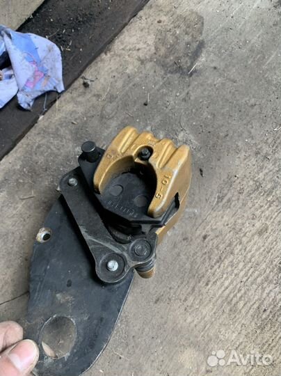 Задний суппорт Kawasaki zx6r