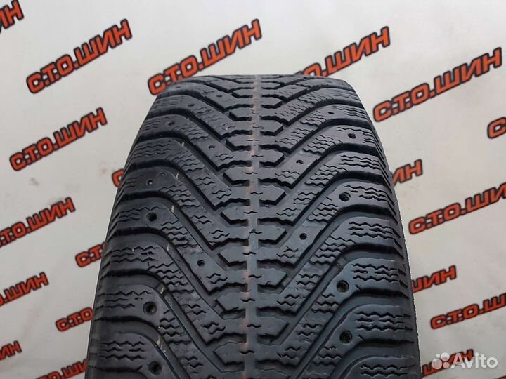 Goodyear UltraGrip 500 215/60 R16 99T