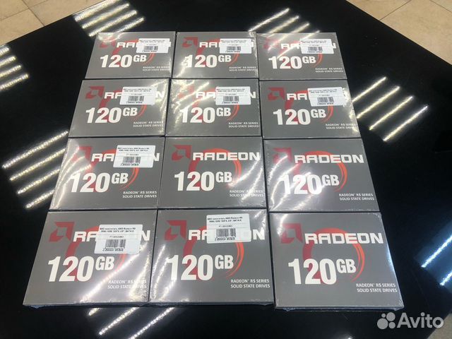 Новый AMD Radeon R5 120 гб SATA R5SL120G