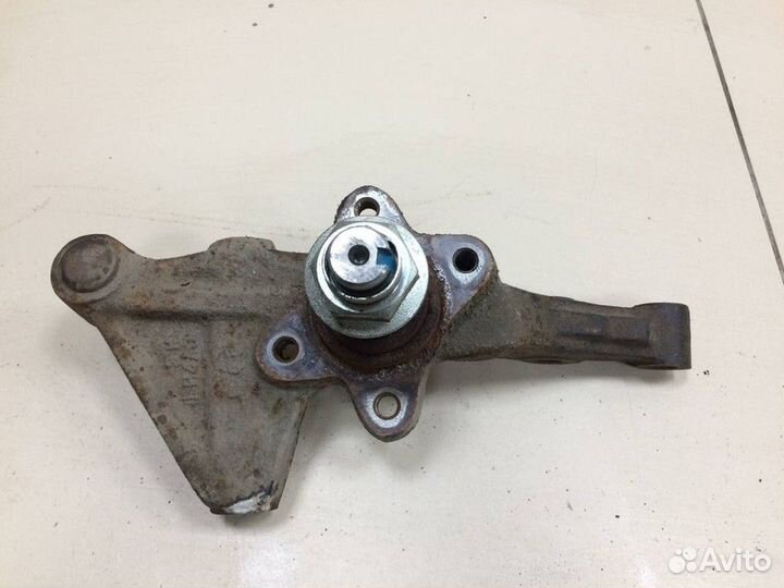 Кулак поворотный задний левый Kia Spectra