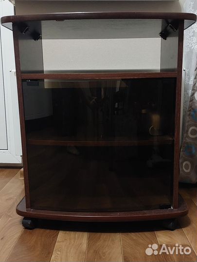 Тумба под телевизор