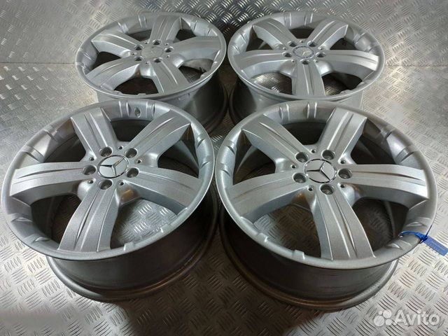 Комплект литых дисков R18x8 5x112