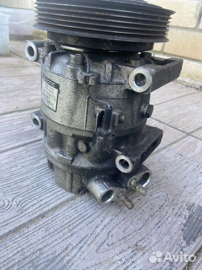 Компрессор кондиционера Nissan VQ20DE