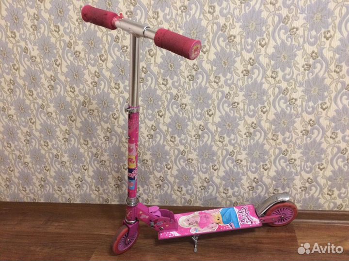 Самокат Barbie
