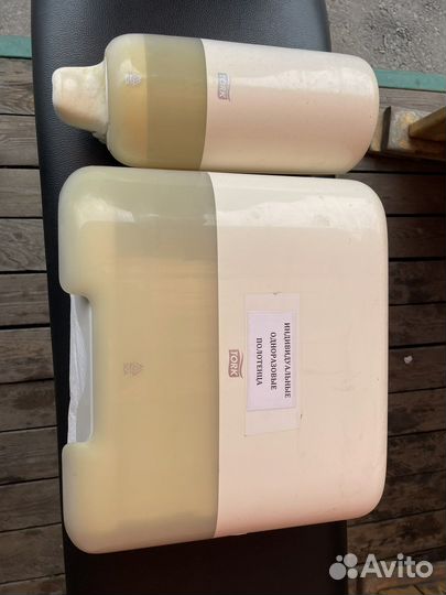 Диспенсер для мыла tork, и бумажные полотенца tork