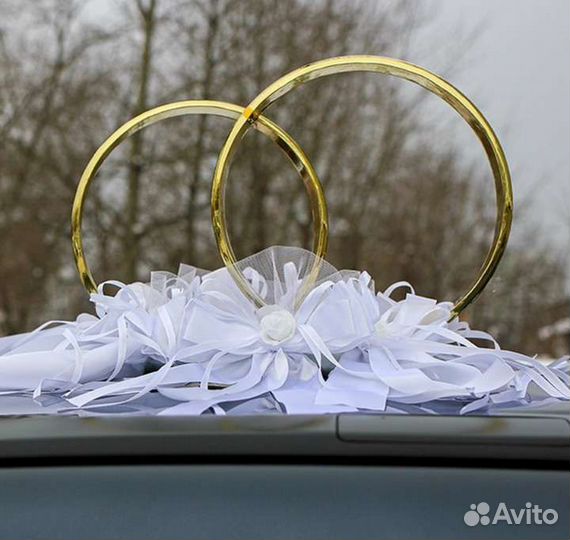Свадебные украшения на машину