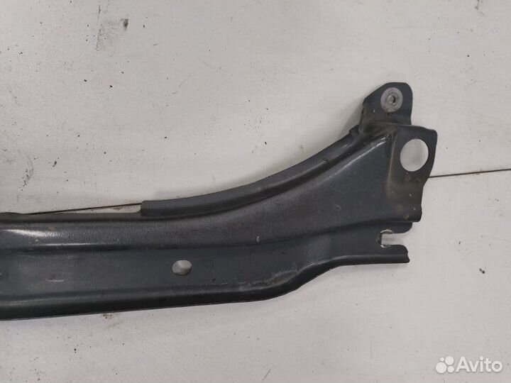 Рамка радиатора передняя Kia Rio 1 седан A5D 1.5